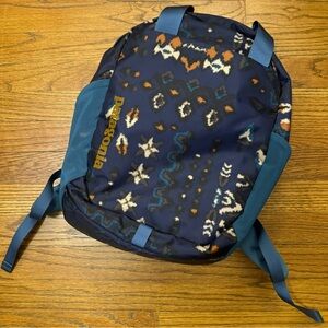 New w/out tags-  Patagonia Atom Tote Pack 20L